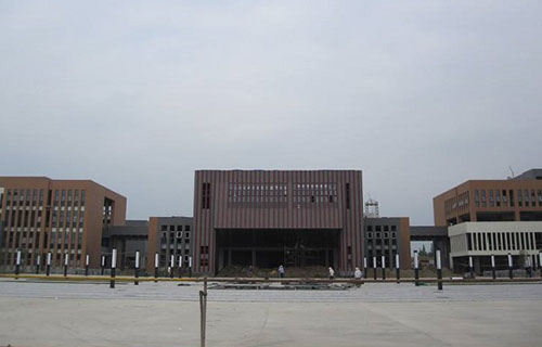 四川省什邡市職業(yè)中專學(xué)校圖片