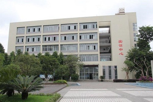 四川省儀隴縣職業(yè)高級中學聯(lián)系電話 四川省儀隴縣職業(yè)高級中學聯(lián)系電話