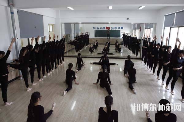 河北2020年幼師學(xué)校學(xué)什么好找工作