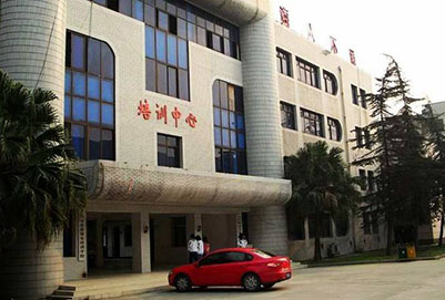 四川省廣漢職業(yè)中專學(xué)校地址在哪里?