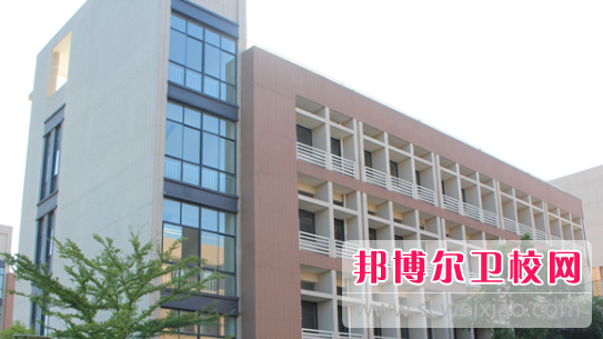 安徽2020年衛(wèi)校適合女生學嗎