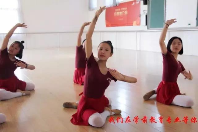 成都棠湖科學技術(shù)學校圖片