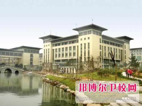 湖北中醫(yī)藥高等?？茖W(xué)校2020年有哪些專業(yè)