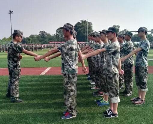 【旅校迷彩砥礪青春】四川省旅游學校2019屆新生軍訓感懷~