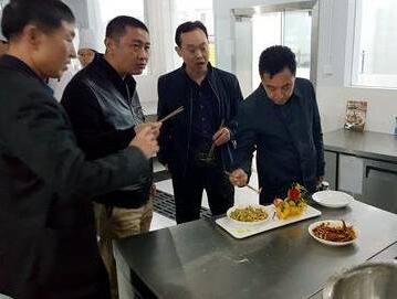 【榮譽校園】你離魅力之城只差一個四川省旅游學校的距離