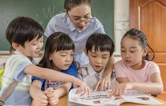 幼師學校教育：怎么才能做一個合格的幼師圖片