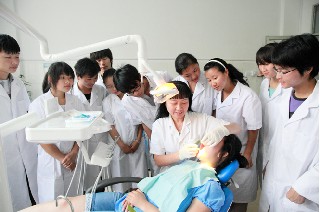 女生藥劑專業(yè)與藥學專業(yè)的區(qū)別