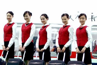成都的學(xué)生如何選擇一所好的航空學(xué)校？