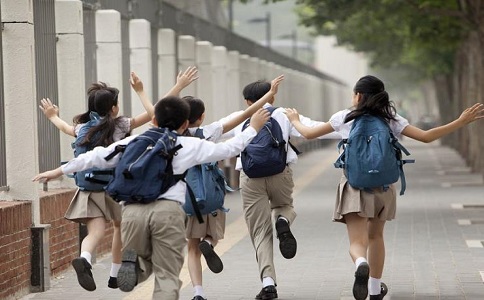 2021年初中生讀成都幼師學(xué)校難不難？.jpg